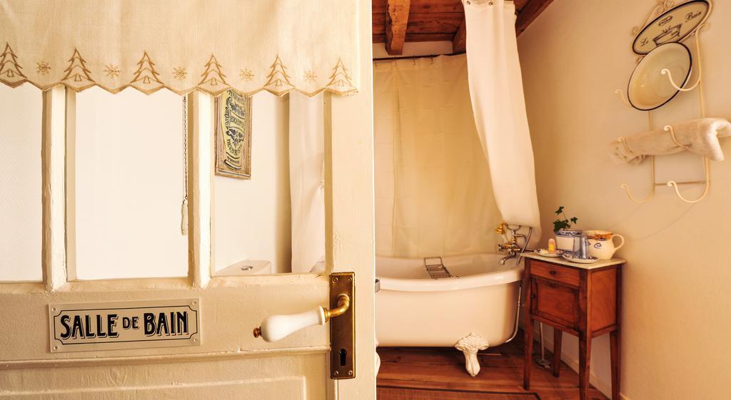Les Petites Vosges Bed & Breakfast Bagneres-de-Bigorre Phòng bức ảnh
